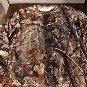 UnderArmour long sleeve CAMO SHIRT